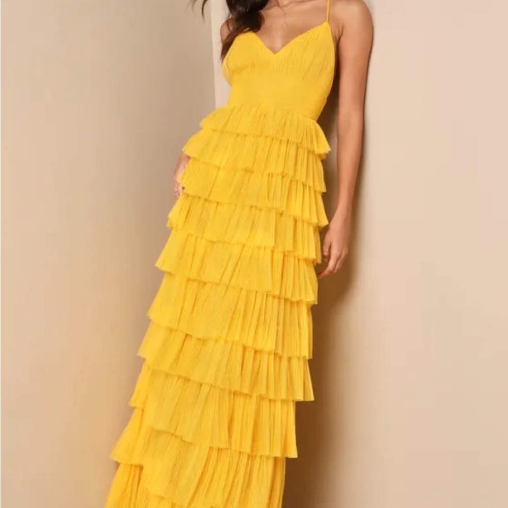 NWT Lulu's Vibrant Yellow Tiered Maxi Dress - Picture 2 of 8